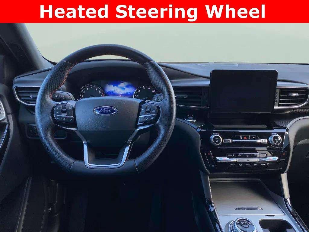 used 2022 Ford Explorer car, priced at $31,900