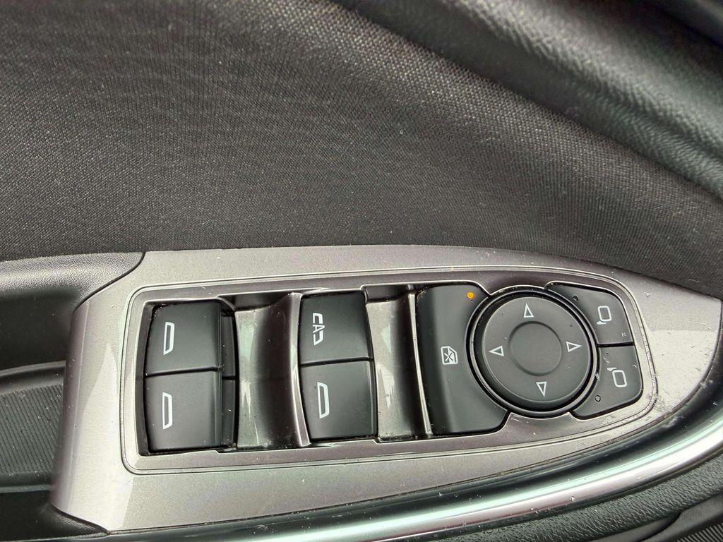 used 2018 Chevrolet Malibu car, priced at $14,300