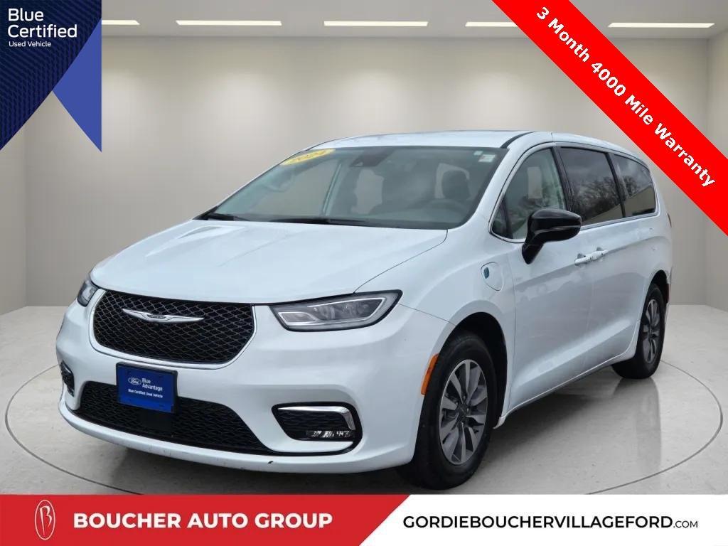 used 2024 Chrysler Pacifica Hybrid car, priced at $28,500