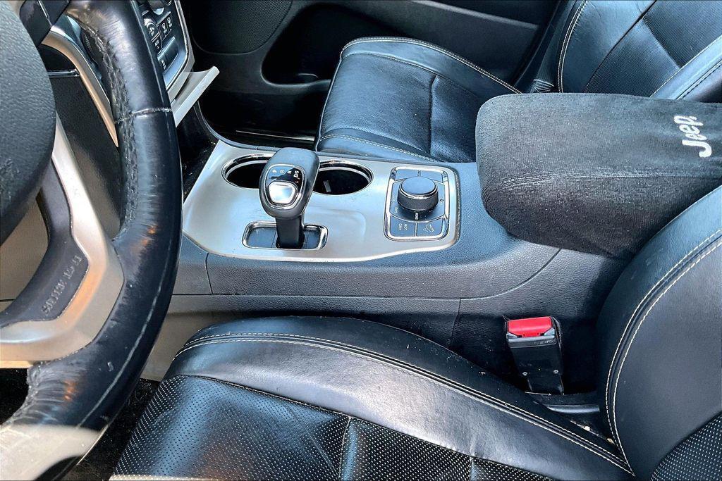 used 2015 Jeep Grand Cherokee car, priced at $11,883