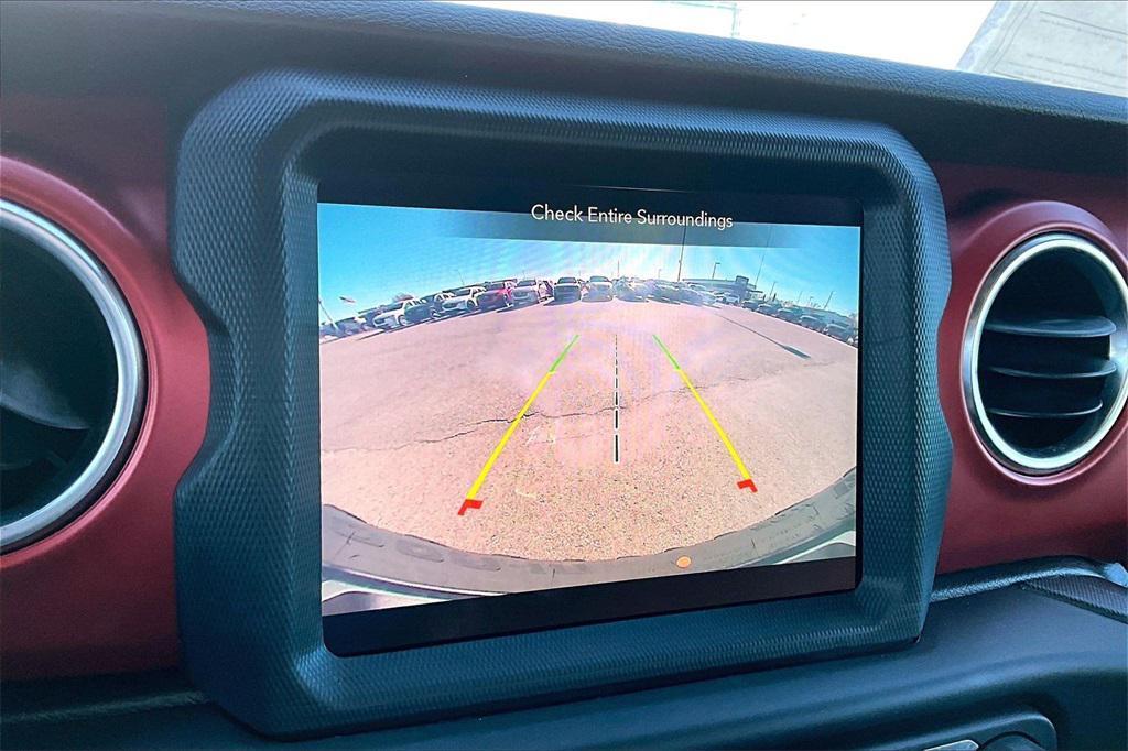 used 2021 Jeep Wrangler Unlimited car, priced at $28,222