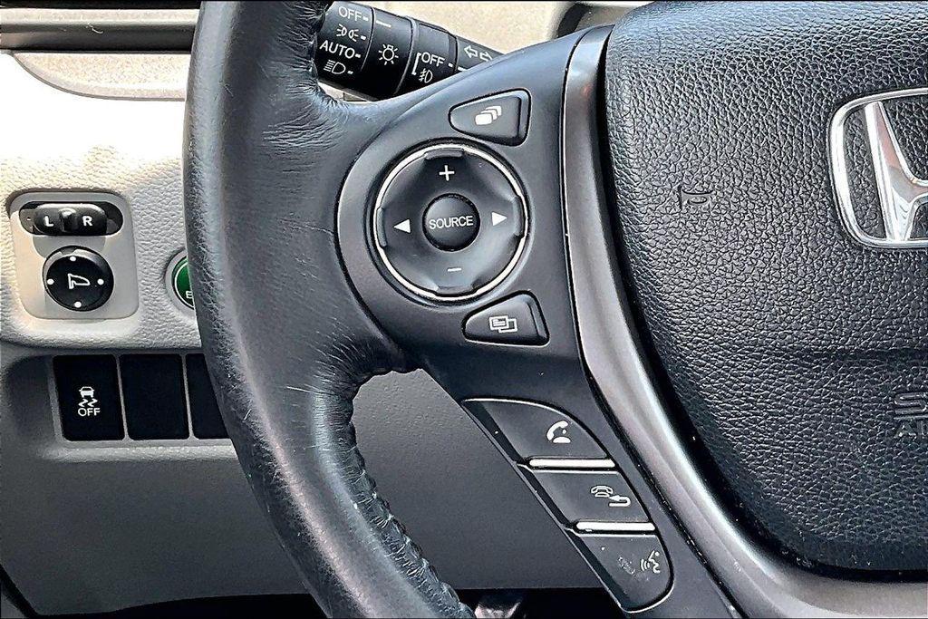 used 2018 Honda Pilot car, priced at $23,194