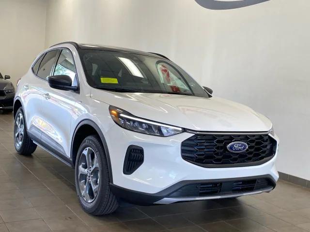 new 2025 Ford Escape car, priced at $39,025