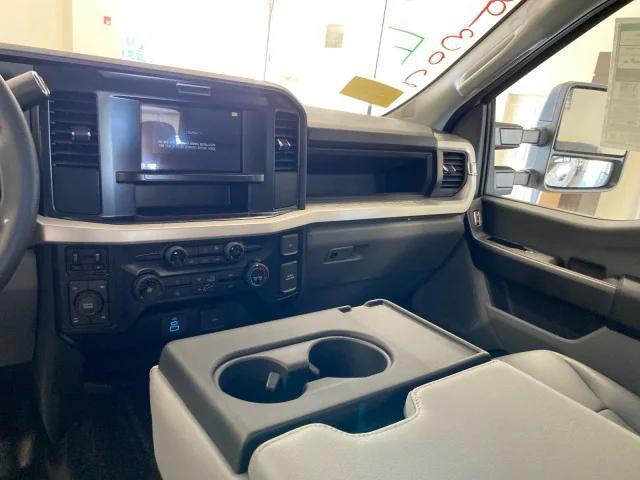 new 2025 Ford F-350 car, priced at $73,985