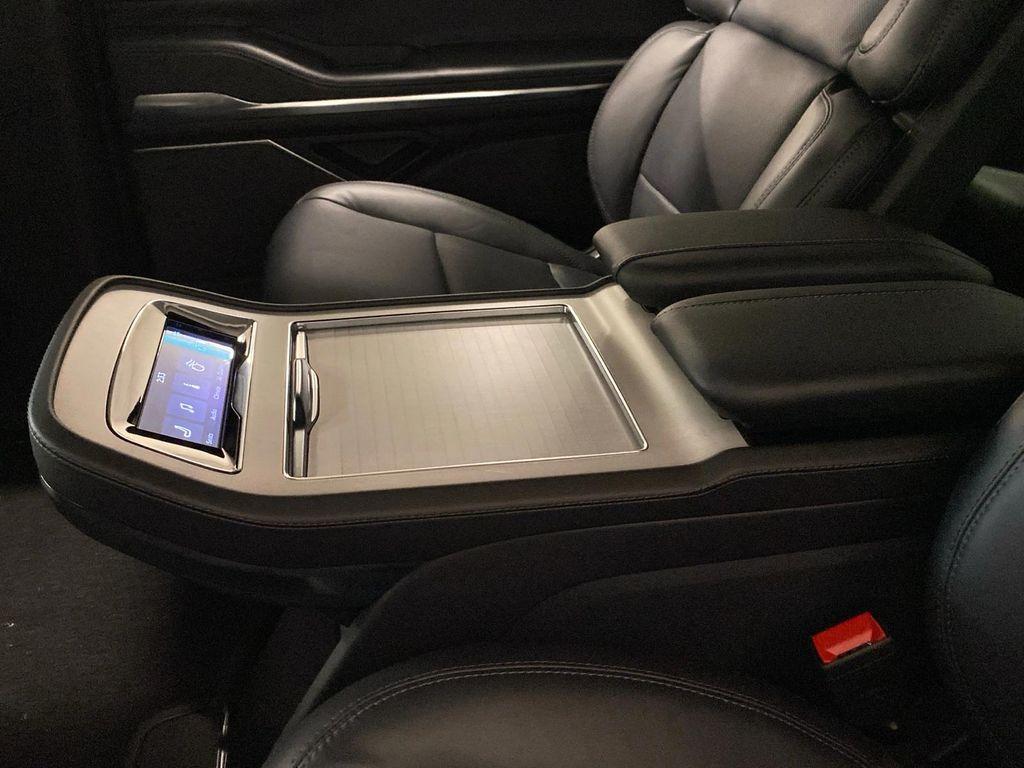 new 2026 Lincoln Navigator car, priced at $115,930