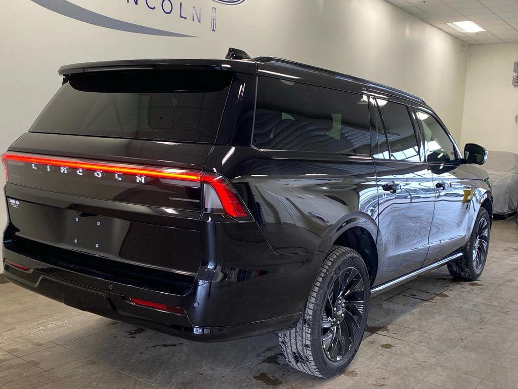 new 2026 Lincoln Navigator car, priced at $115,930