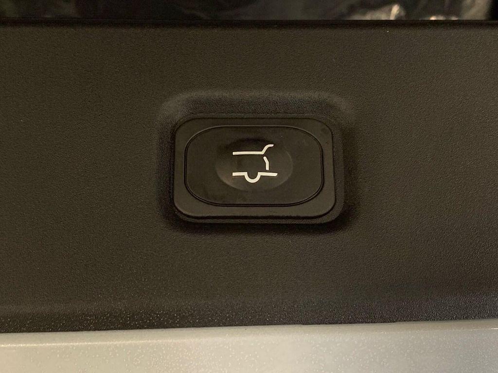 new 2026 Lincoln Navigator car, priced at $109,035