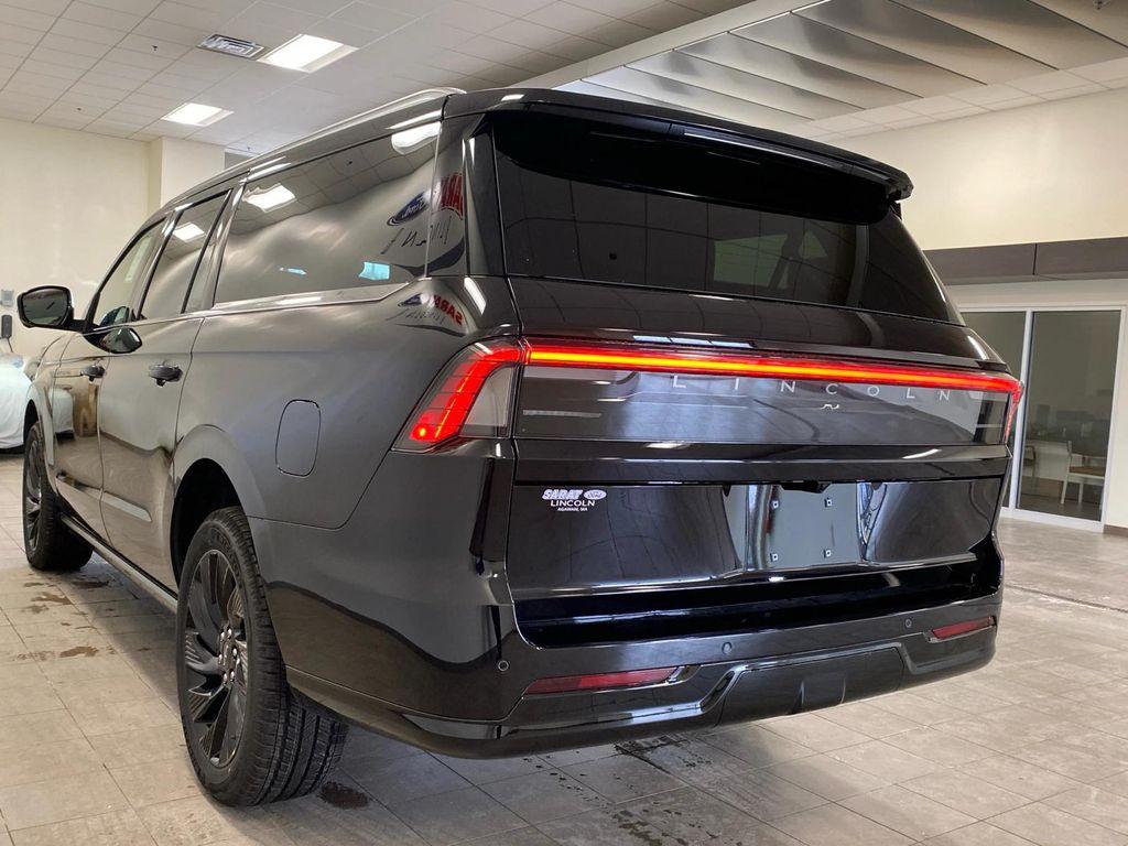 used 2026 Lincoln Navigator car