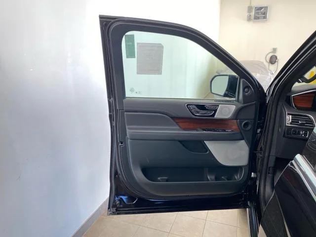 new 2024 Lincoln Navigator car, priced at $105,850