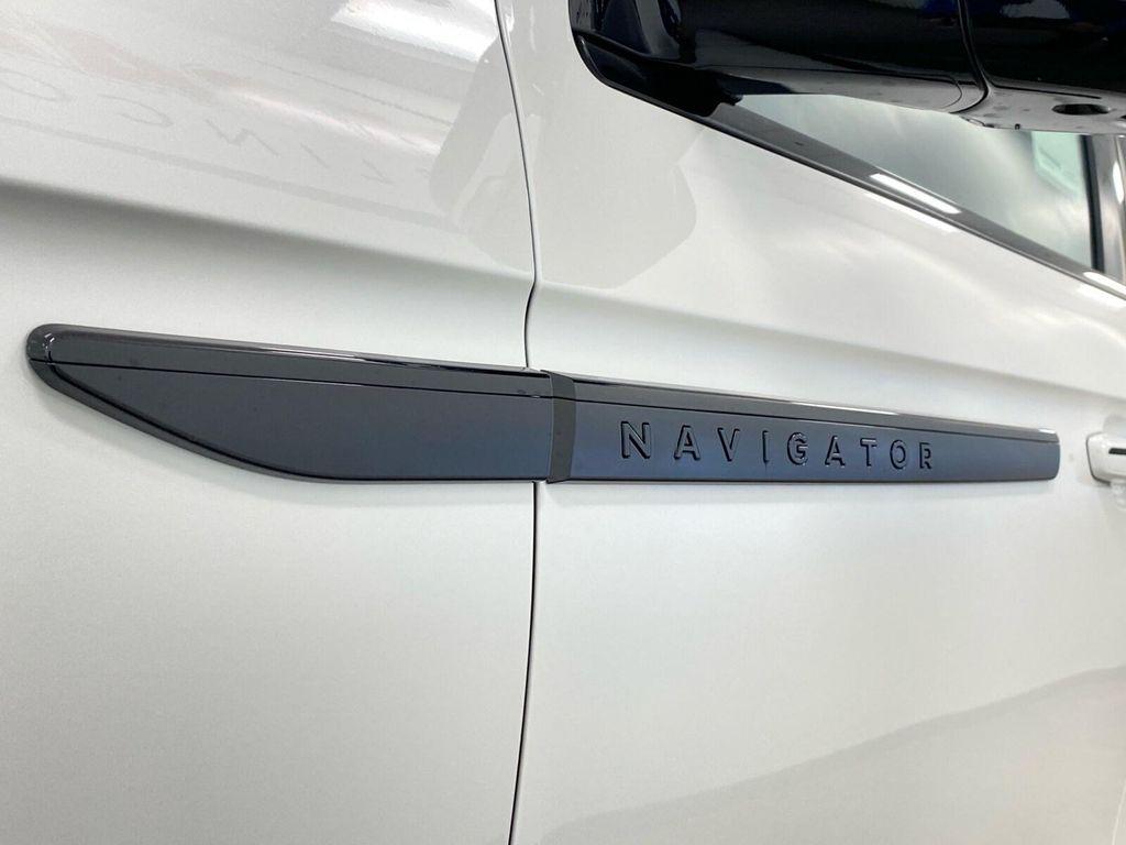 new 2026 Lincoln Navigator car, priced at $101,995