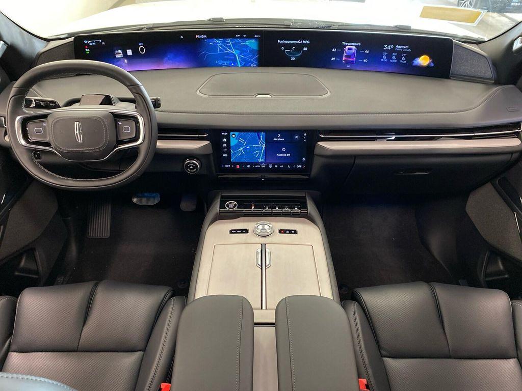 new 2026 Lincoln Navigator car, priced at $101,995