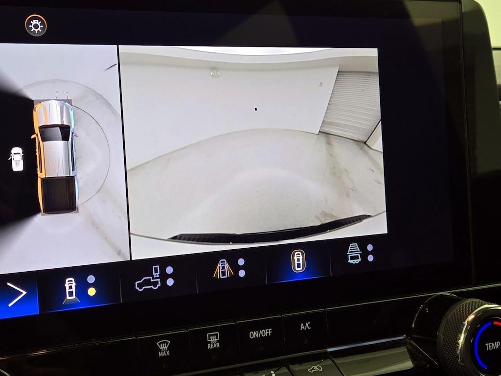 used 2024 Chevrolet Colorado car, priced at $30,998