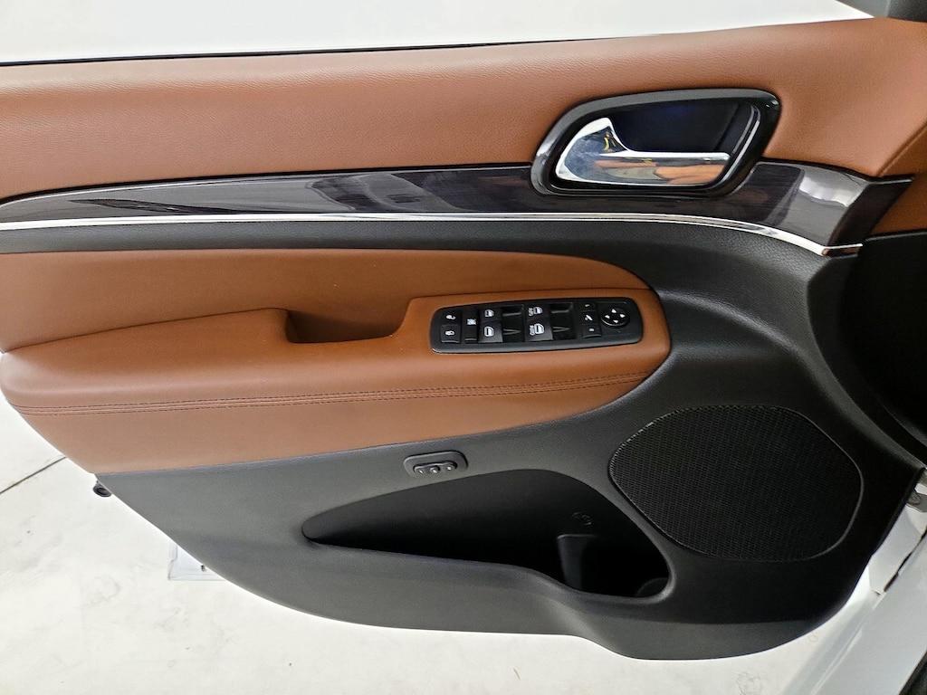 used 2021 Jeep Grand Cherokee car, priced at $29,998