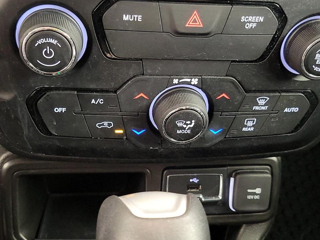 used 2020 Jeep Renegade car, priced at $18,998