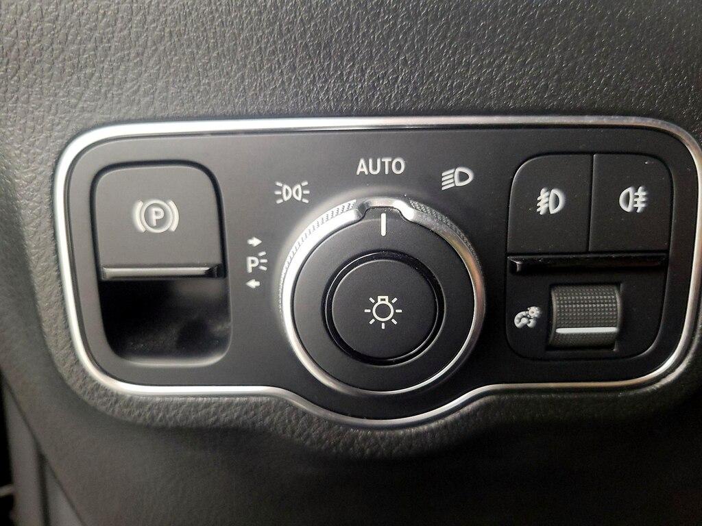 used 2022 Mercedes-Benz GLA 250 car, priced at $24,998