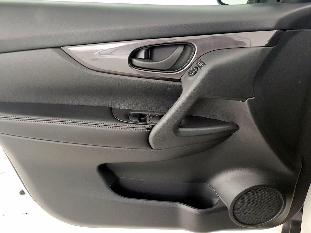 used 2019 Nissan Rogue car, priced at $13,599