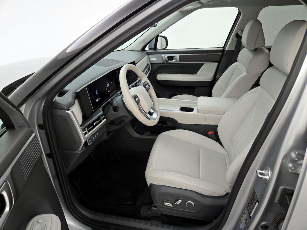 used 2025 Hyundai Santa Fe car, priced at $31,998