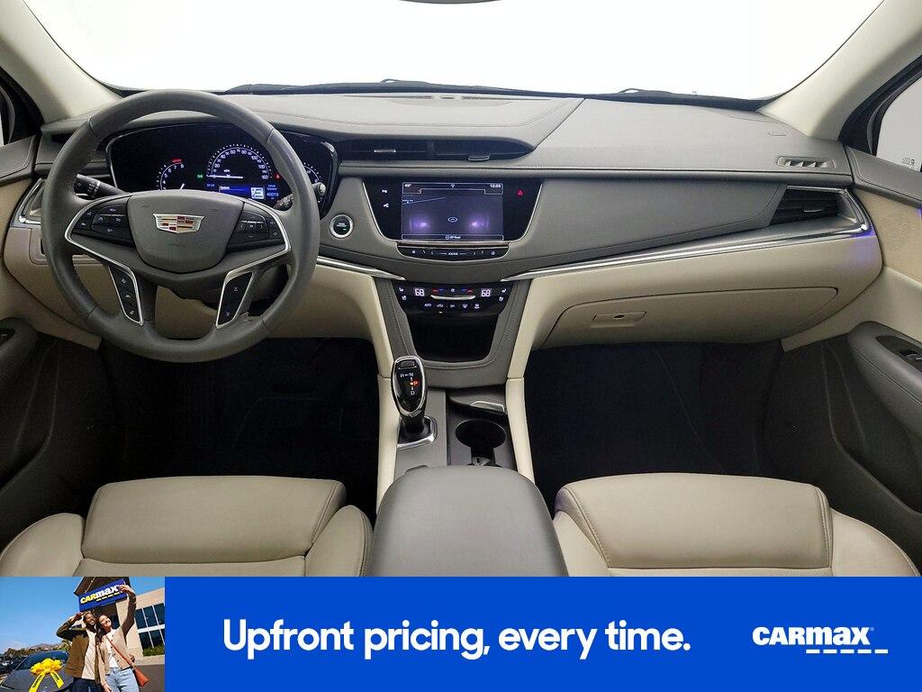 used 2017 Cadillac XT5 car, priced at $21,998