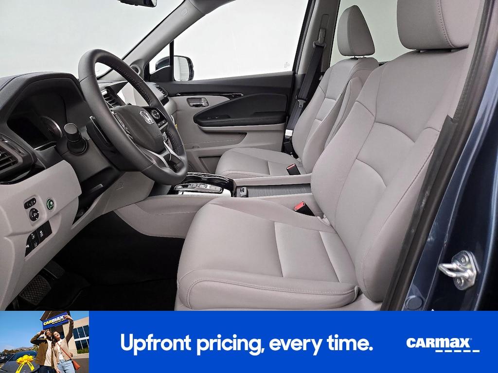 used 2022 Honda Pilot car, priced at $42,998
