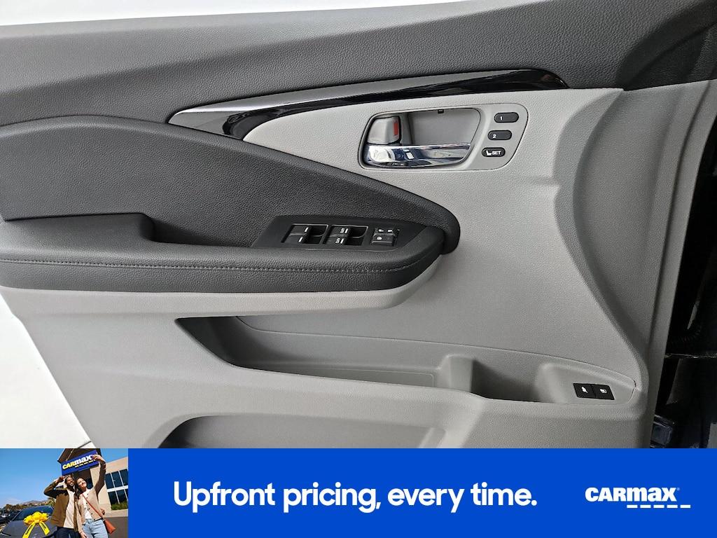 used 2022 Honda Pilot car, priced at $42,998