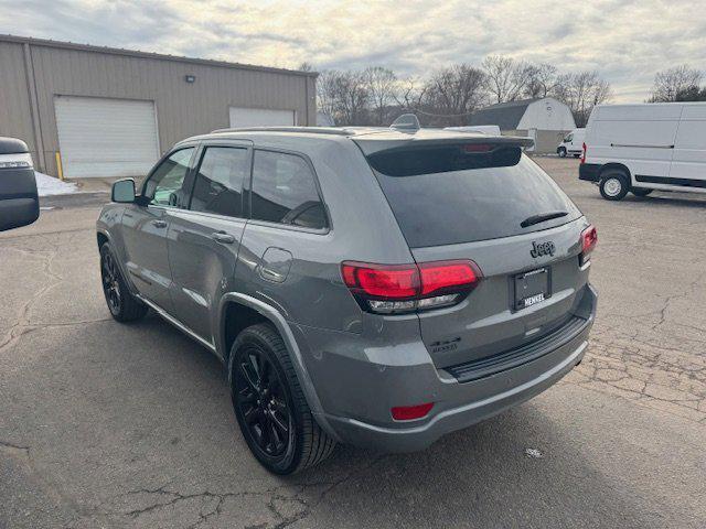 used 2019 Jeep Grand Cherokee car, priced at $17,988