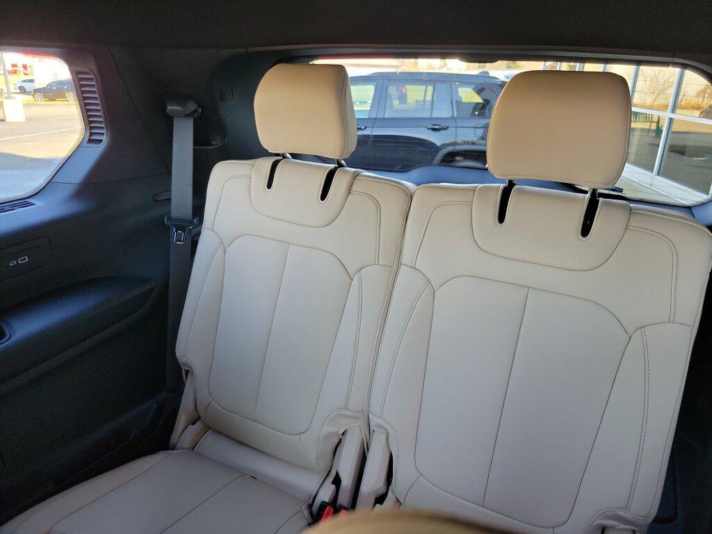 new 2026 Jeep Grand Cherokee car, priced at $48,895