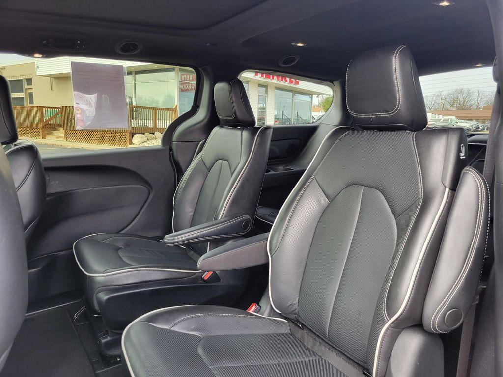 used 2022 Chrysler Pacifica Hybrid car, priced at $27,992