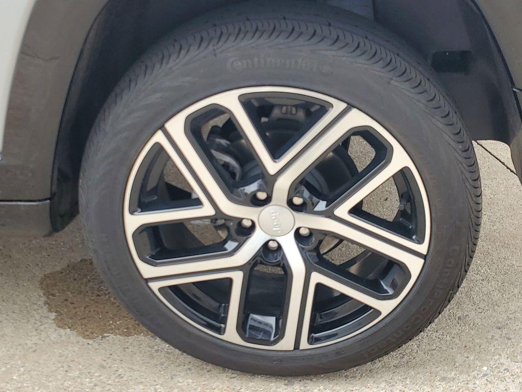 used 2024 Jeep Compass car, priced at $23,999