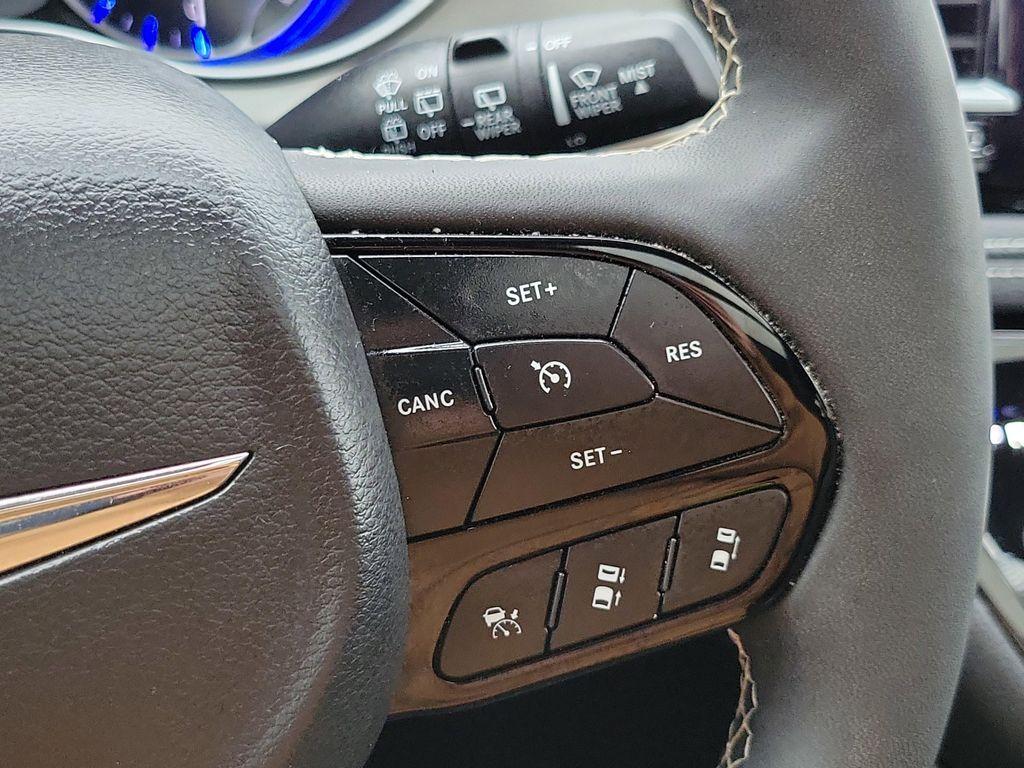 used 2024 Chrysler Pacifica car, priced at $36,992