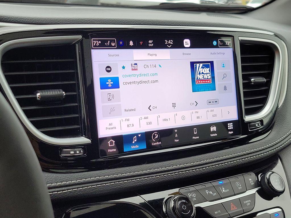 used 2024 Chrysler Pacifica car, priced at $36,992