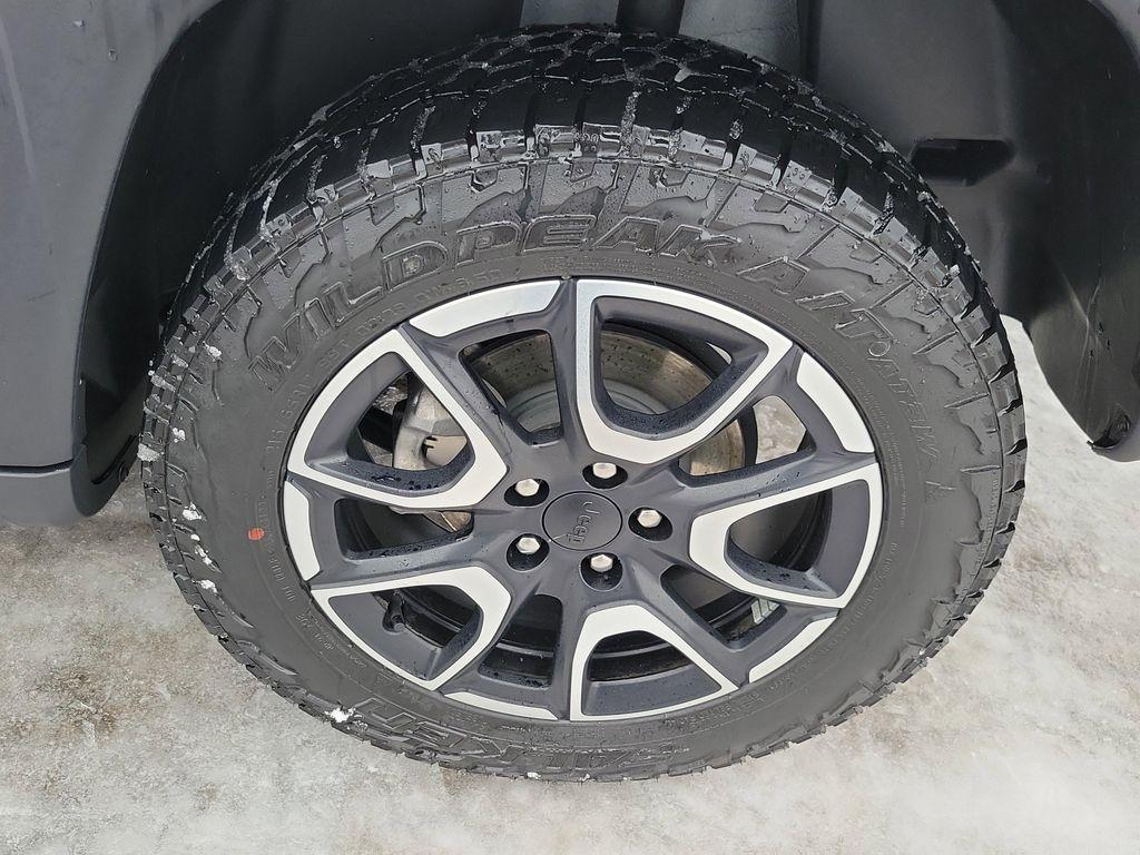 used 2024 Jeep Compass car, priced at $23,999