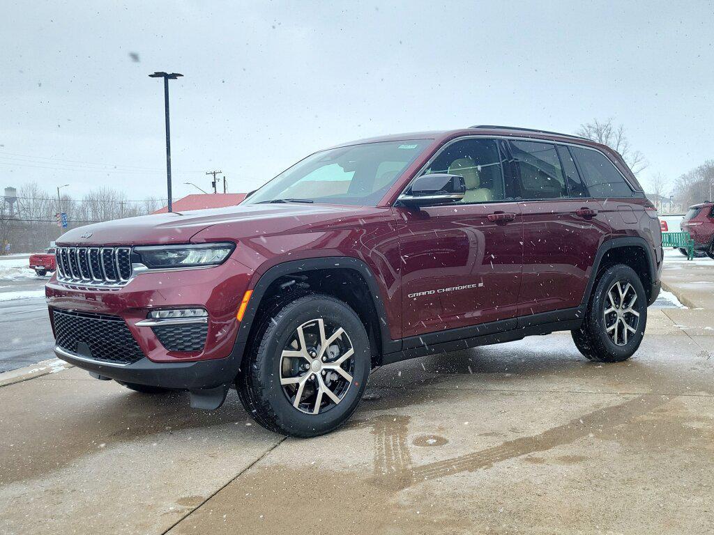 new 2025 Jeep Grand Cherokee car, priced at $43,595