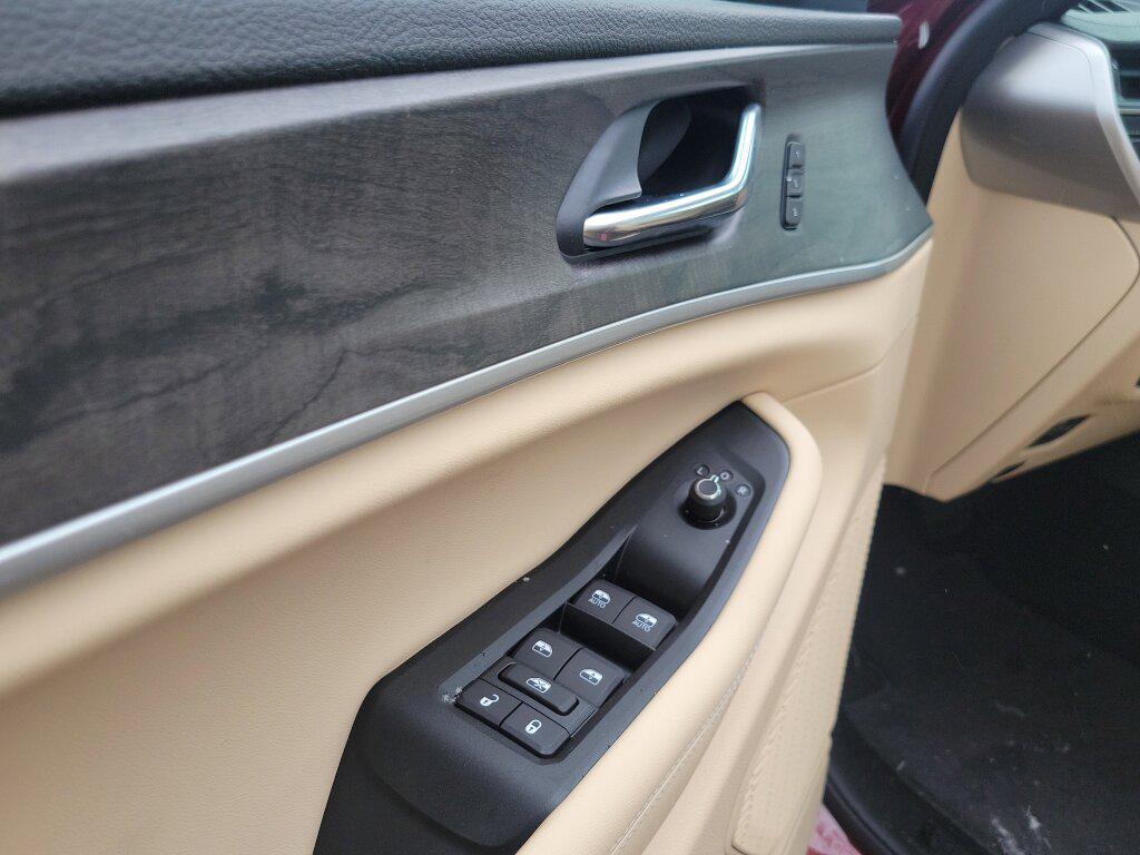 new 2025 Jeep Grand Cherokee car, priced at $43,595