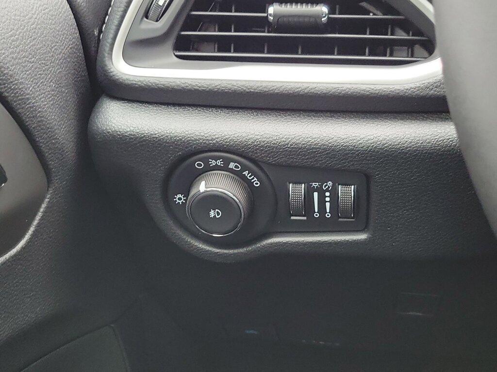 new 2026 Chrysler Pacifica car, priced at $44,695