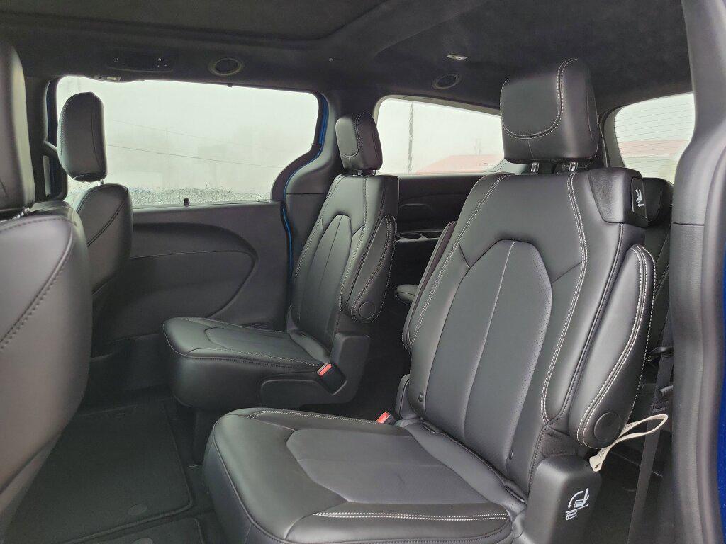new 2026 Chrysler Pacifica car, priced at $44,695
