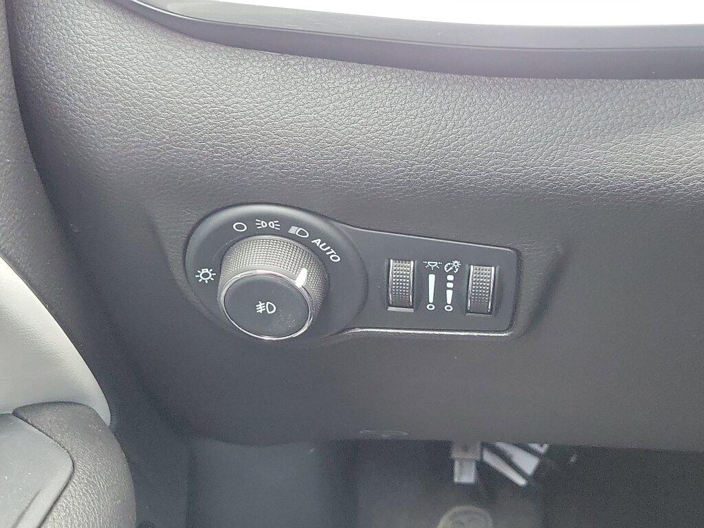 used 2025 Jeep Compass car, priced at $25,996