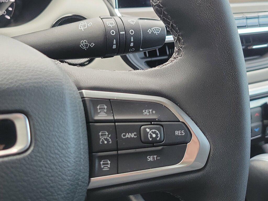 used 2025 Jeep Compass car, priced at $25,996