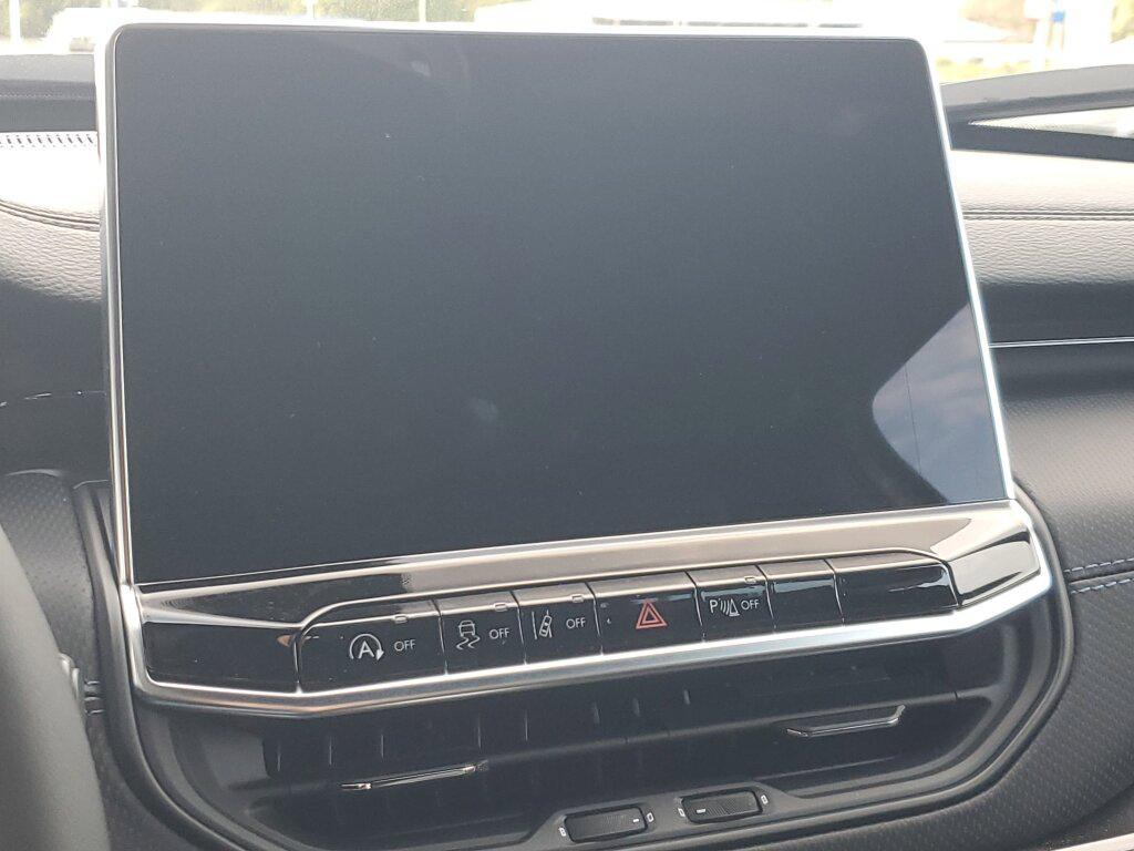 new 2026 Jeep Compass car, priced at $31,395