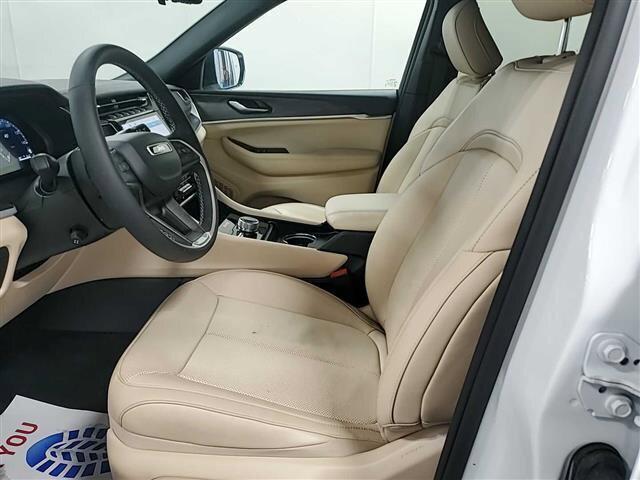 used 2024 Jeep Grand Cherokee L car, priced at $35,992