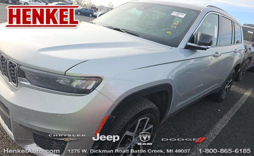 used 2025 Jeep Grand Cherokee L car, priced at $37,992