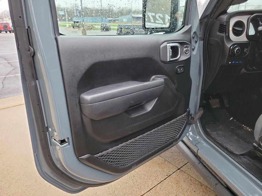 used 2025 Jeep Wrangler 4xe car, priced at $29,996