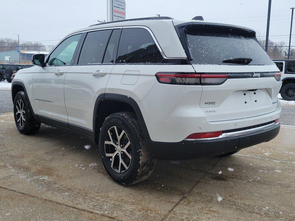 used 2024 Jeep Grand Cherokee car, priced at $37,992