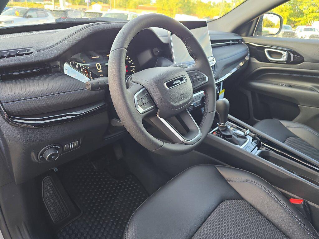 new 2026 Jeep Compass car, priced at $30,495