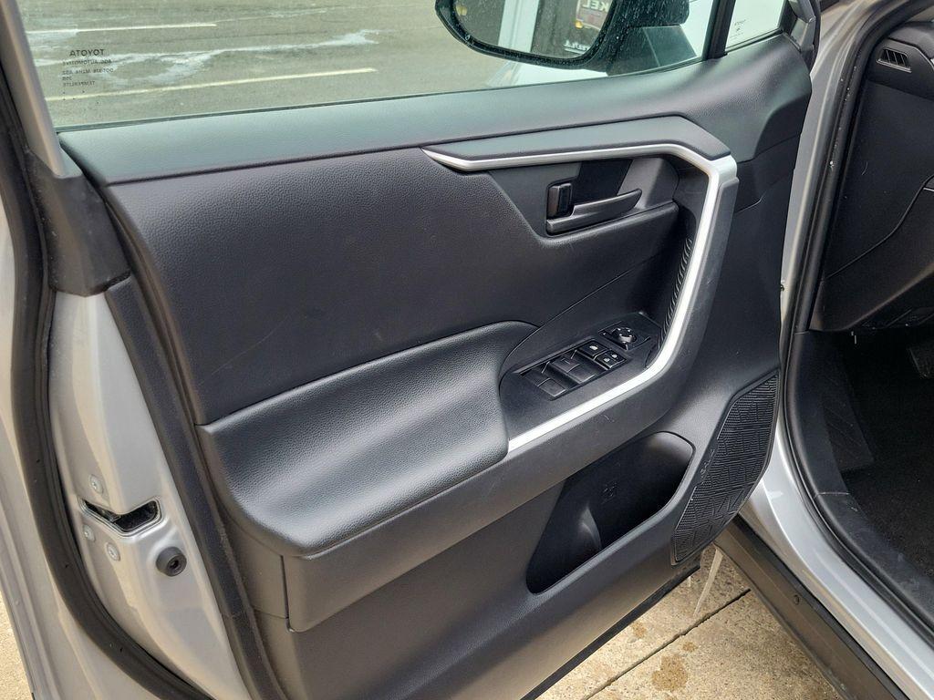 used 2021 Toyota RAV4 car, priced at $19,588