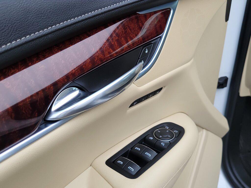 used 2017 Cadillac XT5 car, priced at $14,988