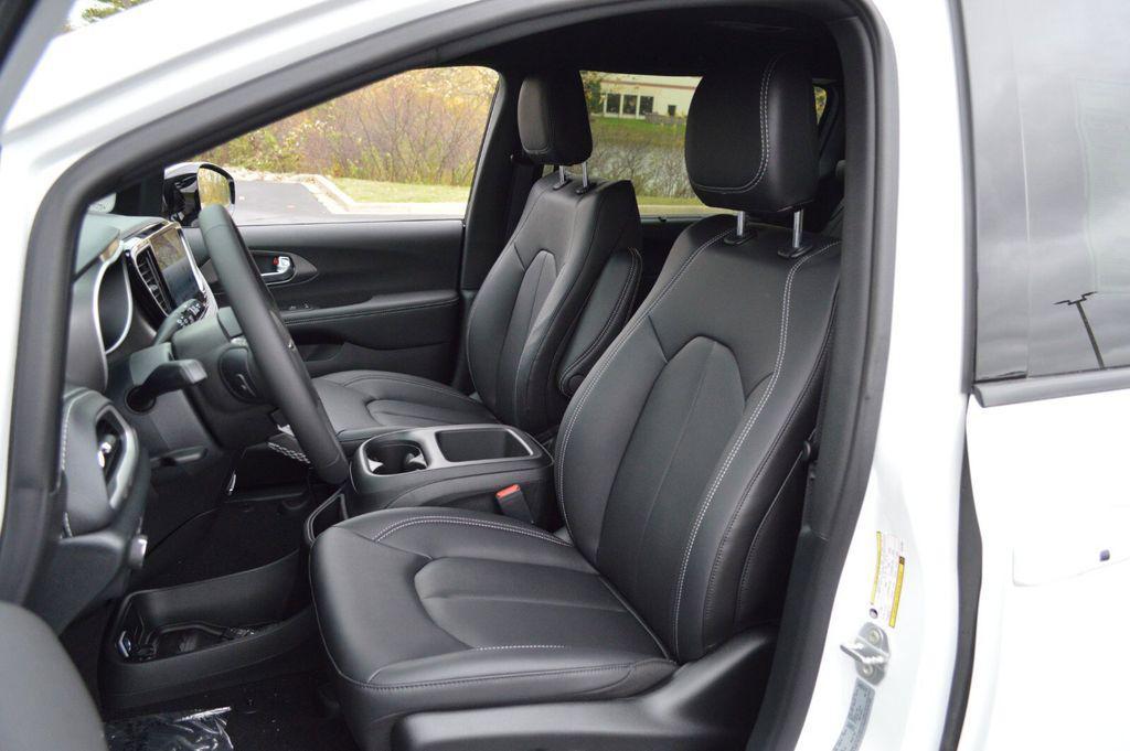 new 2026 Chrysler Pacifica car, priced at $38,499