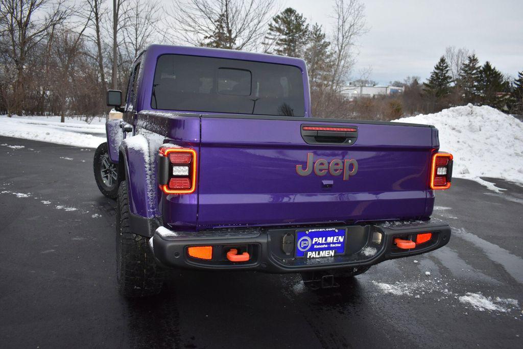 new 2026 Jeep Gladiator car, priced at $57,210