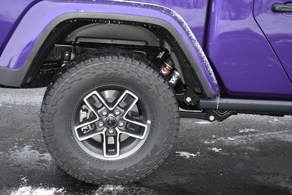 new 2026 Jeep Gladiator car, priced at $57,210