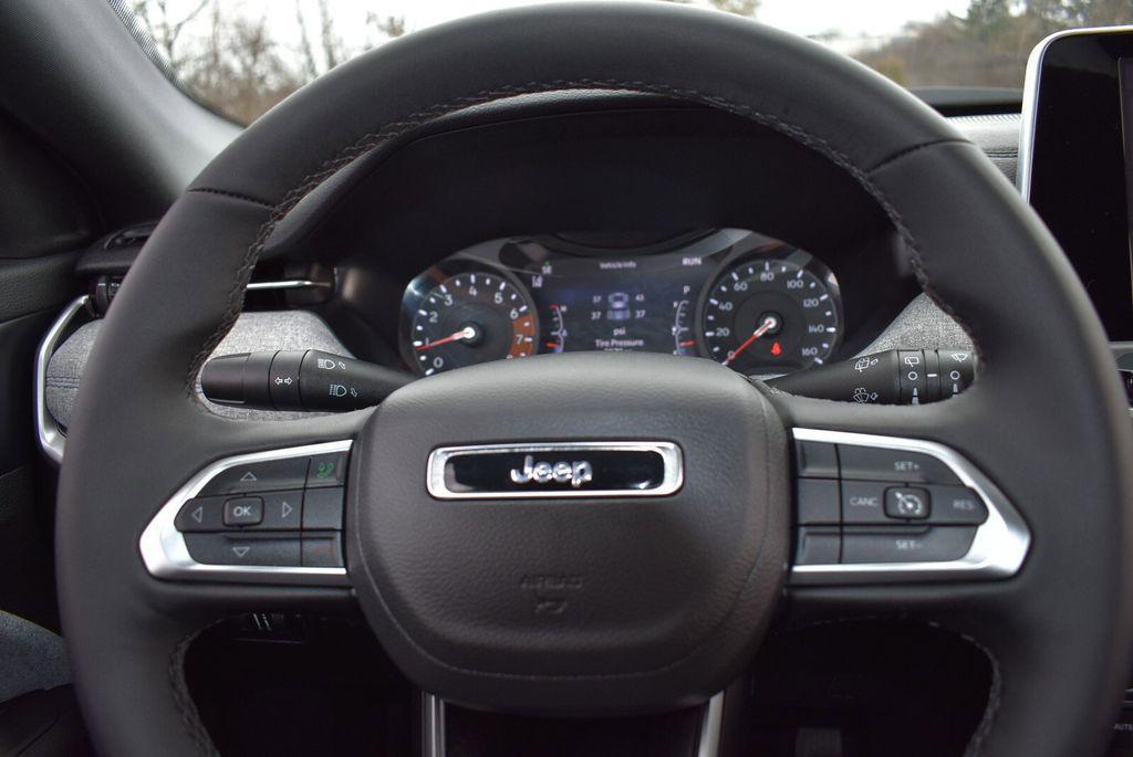 used 2025 Jeep Compass car, priced at $24,999