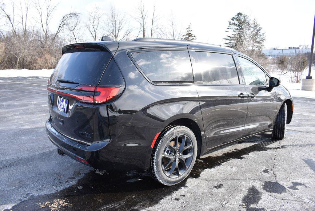 new 2026 Chrysler Pacifica car, priced at $52,883